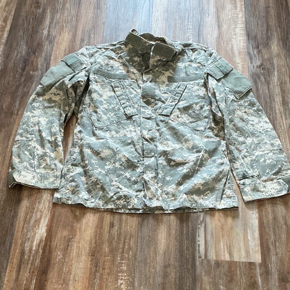 U.S. Army Digital Camouflage Field Jacket - Gray and Green Medium Regular
